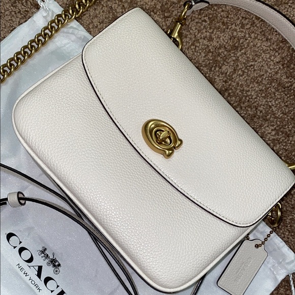 Coach Cassie 19 - Picture 1 of 14